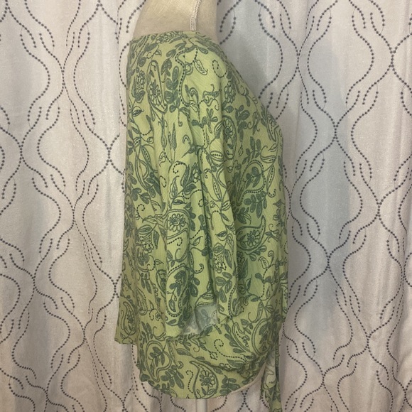LUQ Green Paisley Blouse with Tie Front Size Large - Picture 6 of 12